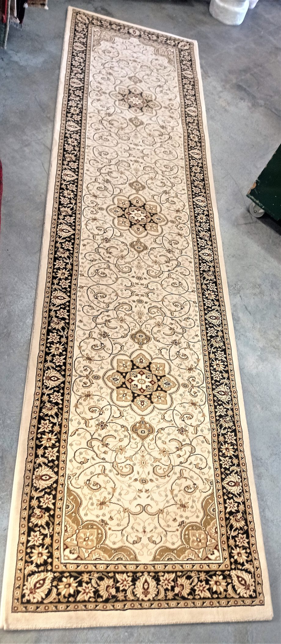 ISFAHAN 3891 CREAM 80 x 300cm